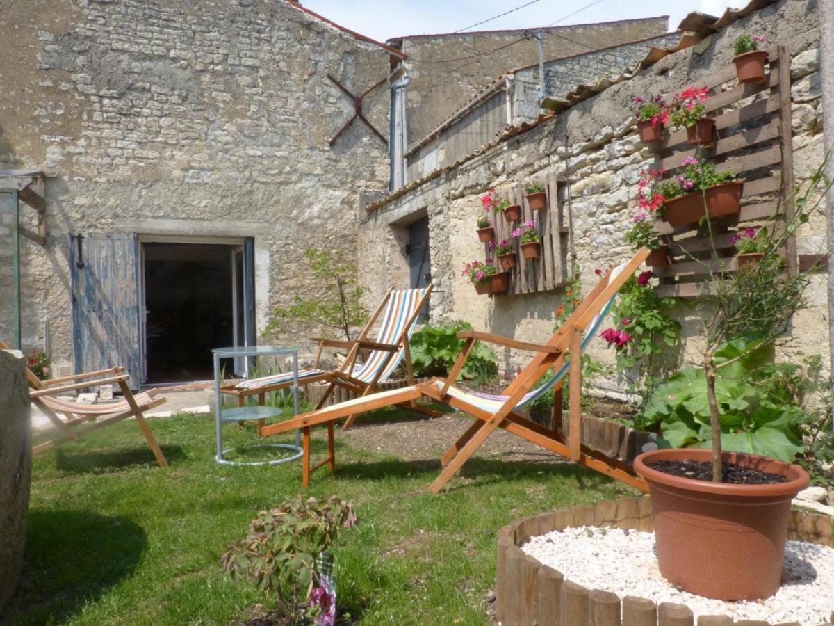 Chez Lorette Mauzé-sur-le-Mignon Zewnętrze zdjęcie